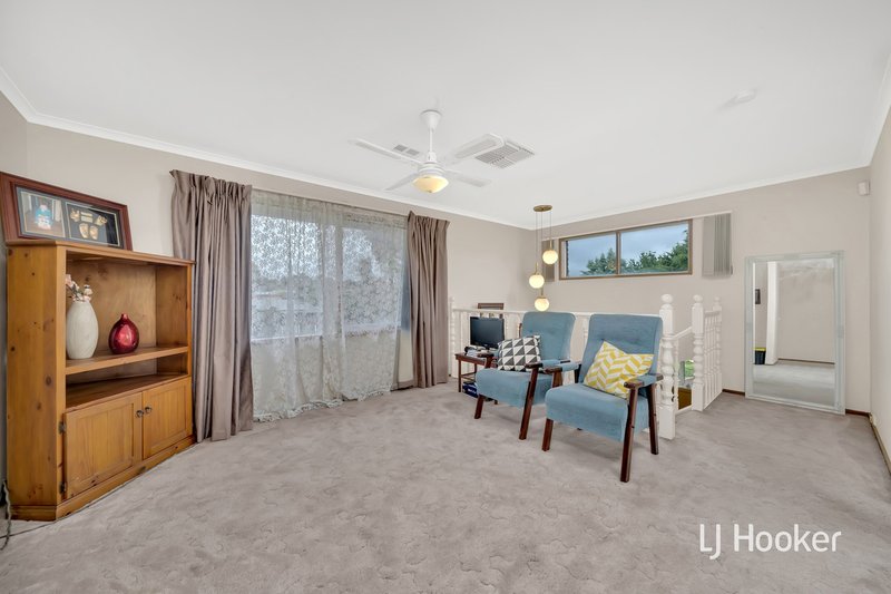 Photo - 64-66 Kennington Park Drive, Endeavour Hills VIC 3802 - Image 11