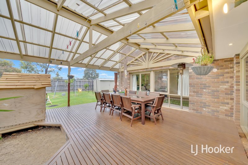 Photo - 64-66 Kennington Park Drive, Endeavour Hills VIC 3802 - Image 22