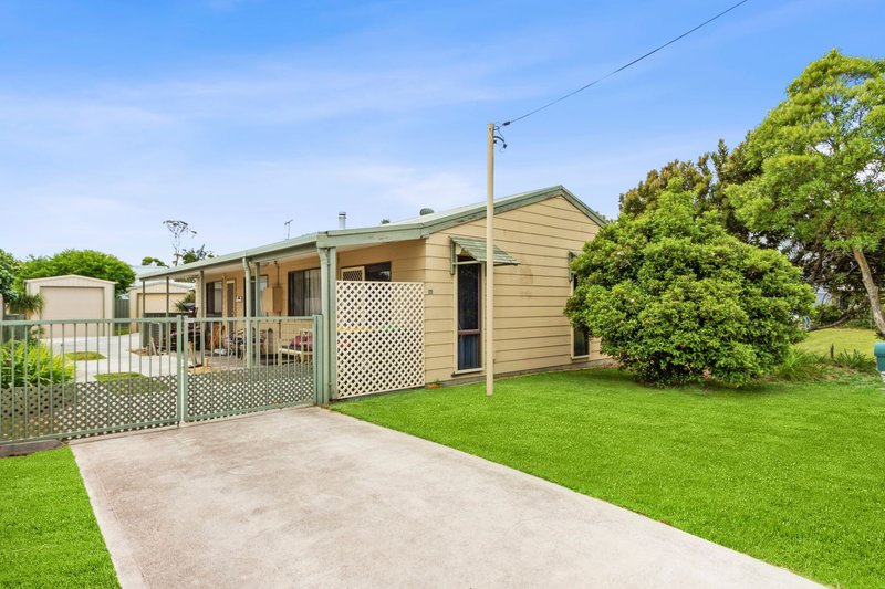 64 Ainslie Parade, Tomakin NSW 2537