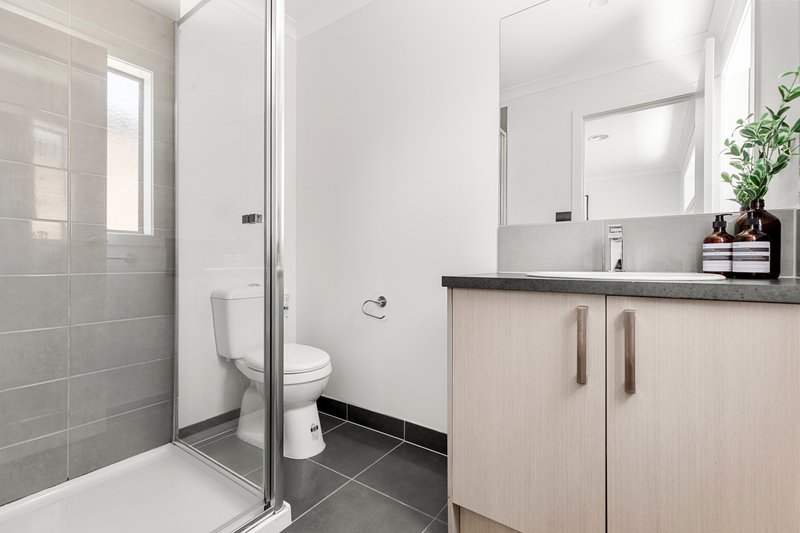 Photo - 64 Aldridge Road, Wyndham Vale VIC 3024 - Image 16