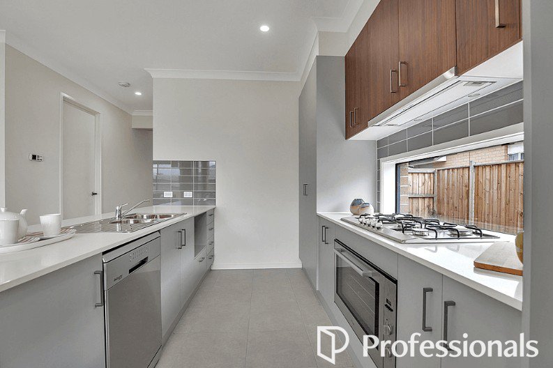 Photo - 64 Alfred Road, Werribee VIC 3030 - Image 3