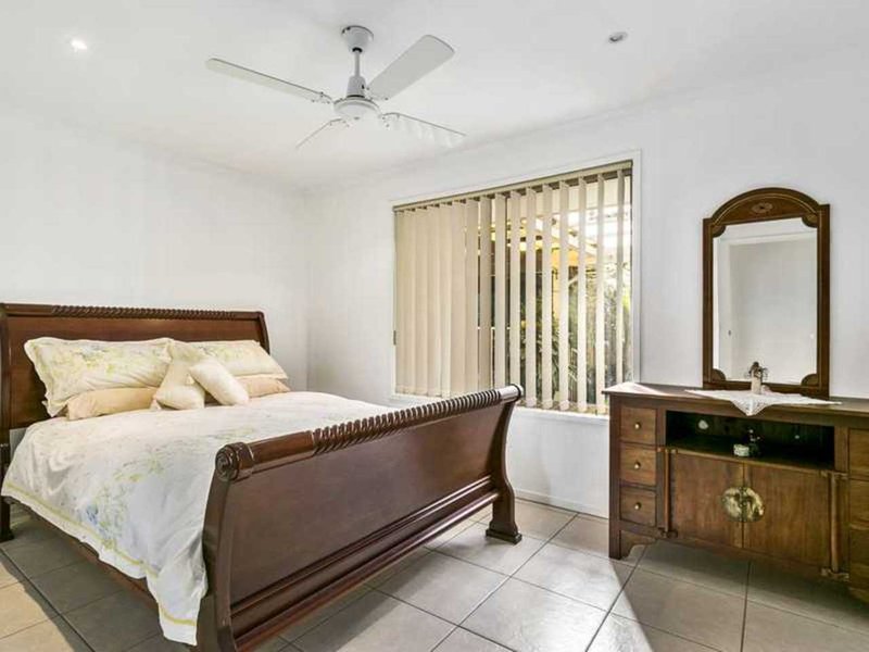 Photo - 64 Alison Road, Carrara QLD 4211 - Image 7