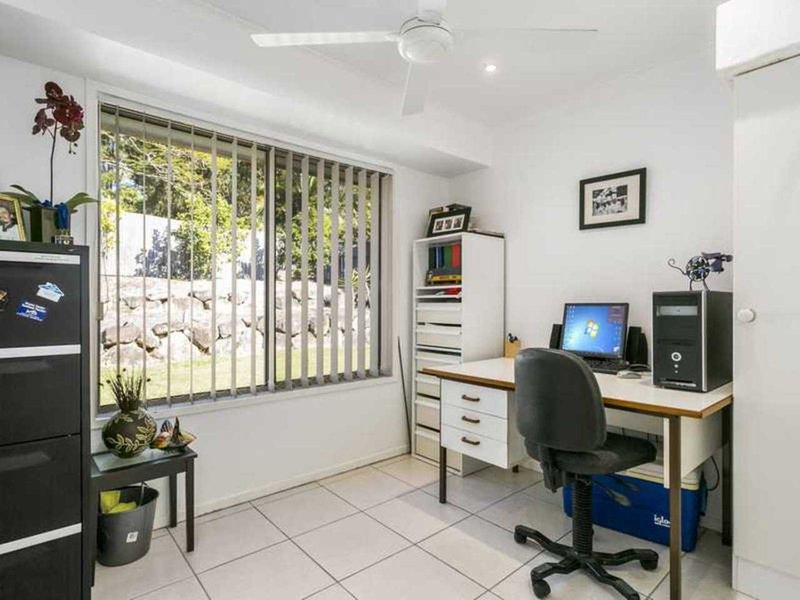 Photo - 64 Alison Road, Carrara QLD 4211 - Image 9