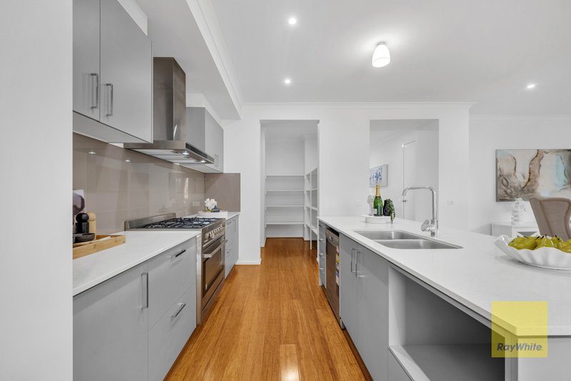 Photo - 64 Alison Street, Truganina VIC 3029 - Image 8