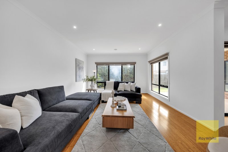 Photo - 64 Alison Street, Truganina VIC 3029 - Image 12