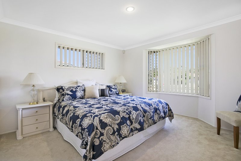 Photo - 64 Amanda Street, Wynnum West QLD 4178 - Image 6