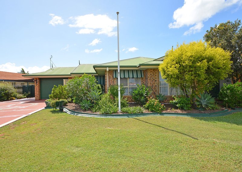 Photo - 64 Anchorage Cct , Point Vernon QLD 4655 - Image 8