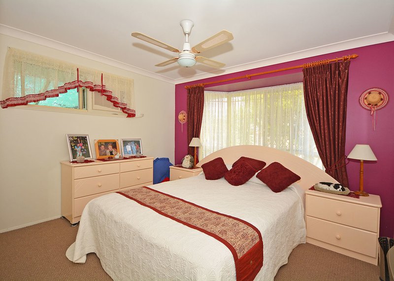 Photo - 64 Anchorage Cct , Point Vernon QLD 4655 - Image 10