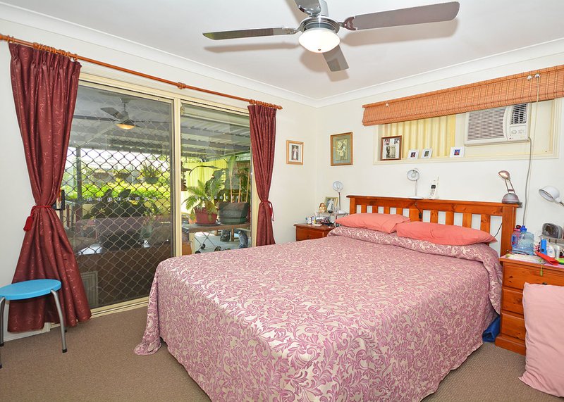 Photo - 64 Anchorage Cct , Point Vernon QLD 4655 - Image 11