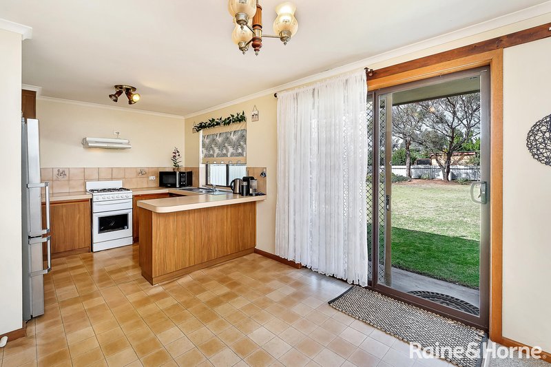 Photo - 64 Ashbourne Road, Strathalbyn SA 5255 - Image 5