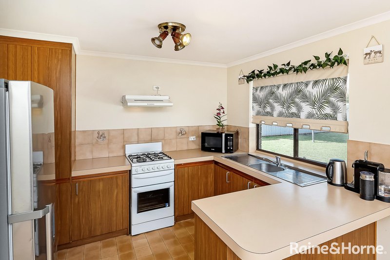 Photo - 64 Ashbourne Road, Strathalbyn SA 5255 - Image 6