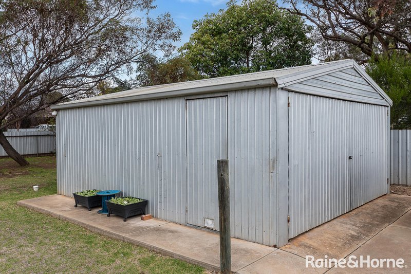 Photo - 64 Ashbourne Road, Strathalbyn SA 5255 - Image 11