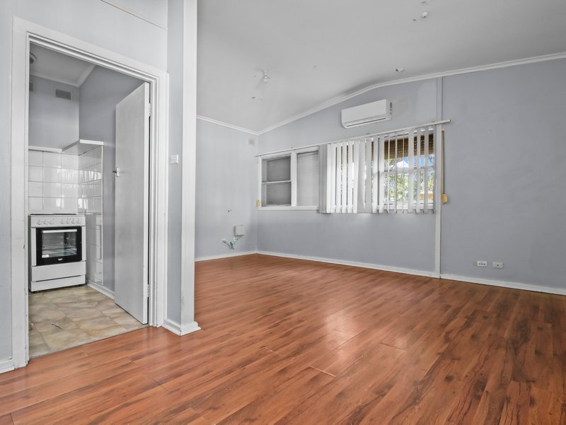Photo - 64 Ashton Road, Davoren Park SA 5113 - Image 4