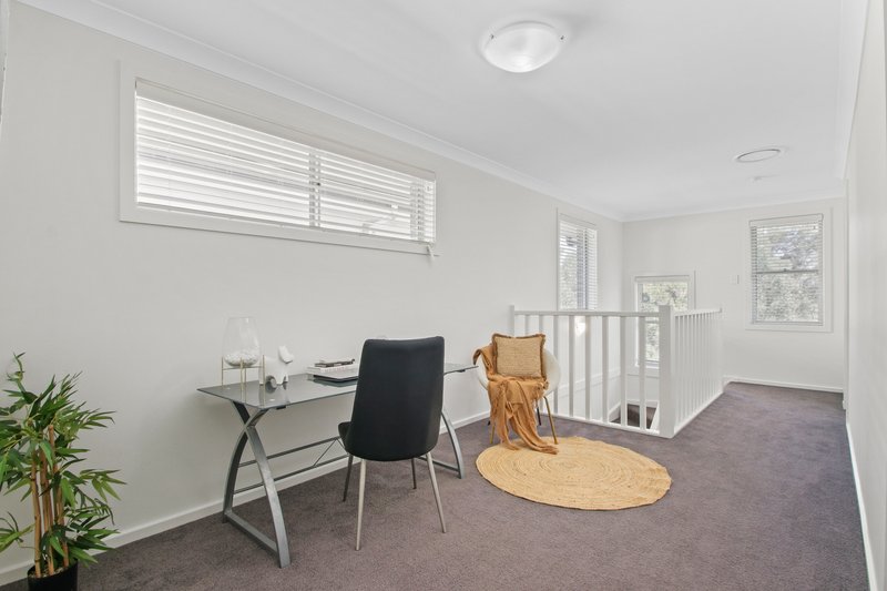 Photo - 64 Avocet Circuit, Marsden Park NSW 2765 - Image 8