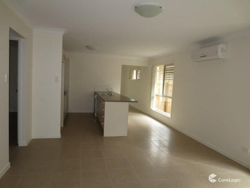 Photo - 64 Beaumont Drive, Pimpama QLD 4209 - Image 2