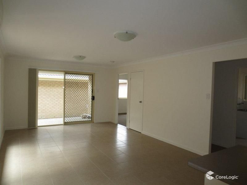 Photo - 64 Beaumont Drive, Pimpama QLD 4209 - Image 3