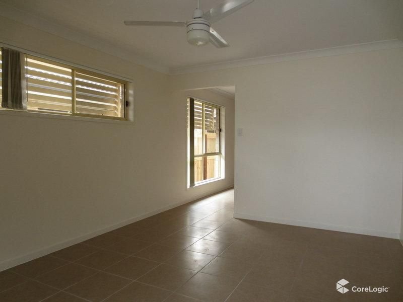 Photo - 64 Beaumont Drive, Pimpama QLD 4209 - Image 4