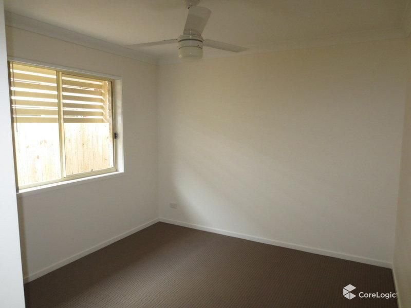 Photo - 64 Beaumont Drive, Pimpama QLD 4209 - Image 6