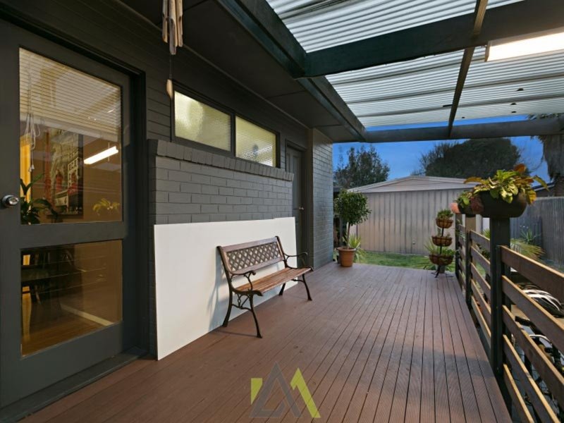 Photo - 64 Belar Avenue, Frankston VIC 3199 - Image 16