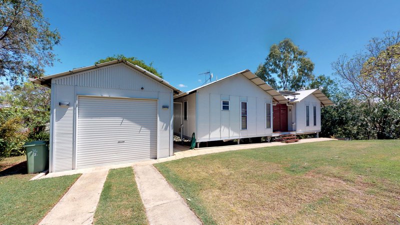 64 Bellambi Street, Toogoolawah QLD 4313