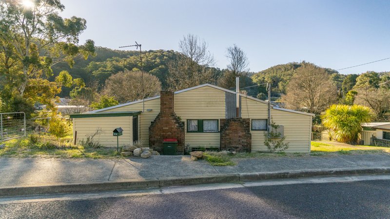 64 Bells Road, Lithgow NSW 2790