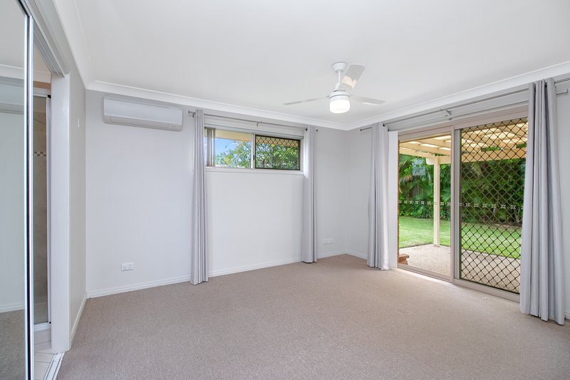 Photo - 64 Bergamont Street, Elanora QLD 4221 - Image 7