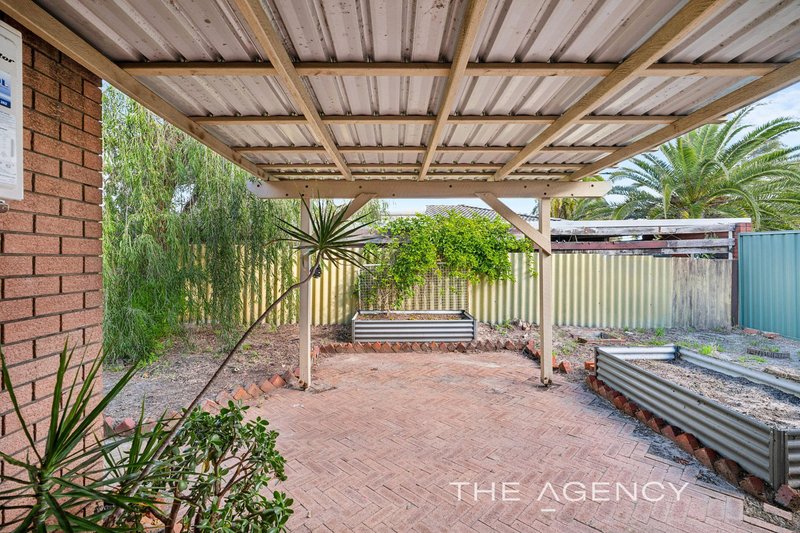 Photo - 64 Blackadder Road, Swan View WA 6056 - Image 4