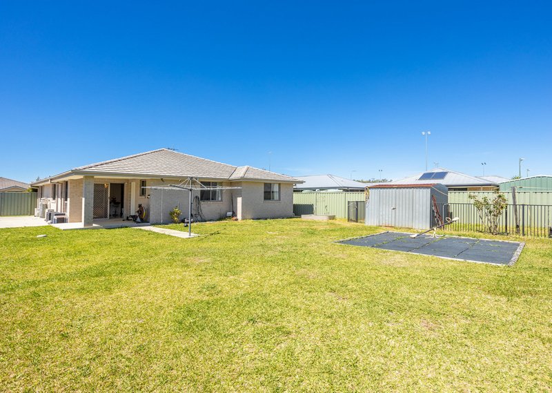 Photo - 64 Bluehaven Drive, Old Bar NSW 2430 - Image 15