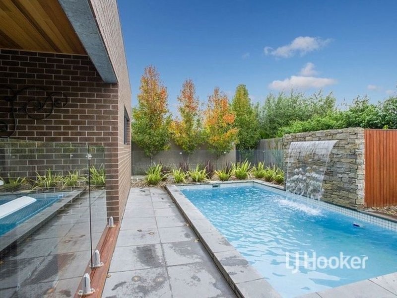 Photo - 64 Boardwalk Boulevard, Point Cook VIC 3030 - Image 14