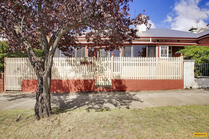 Photo - 64 Bradley Street, Goulburn NSW 2580 - Image 1