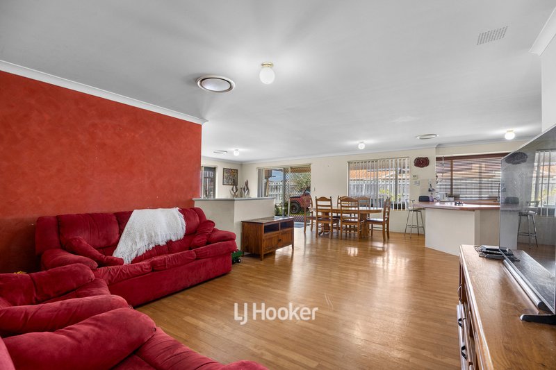 Photo - 64 Braidwood Drive, Australind WA 6233 - Image 6