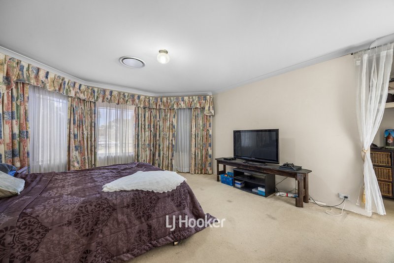 Photo - 64 Braidwood Drive, Australind WA 6233 - Image 19