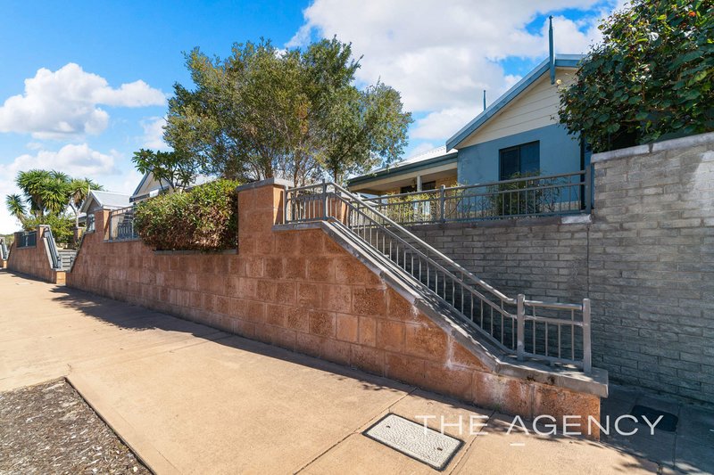 Photo - 64 Brixton Crescent, Ellenbrook WA 6069 - Image 24