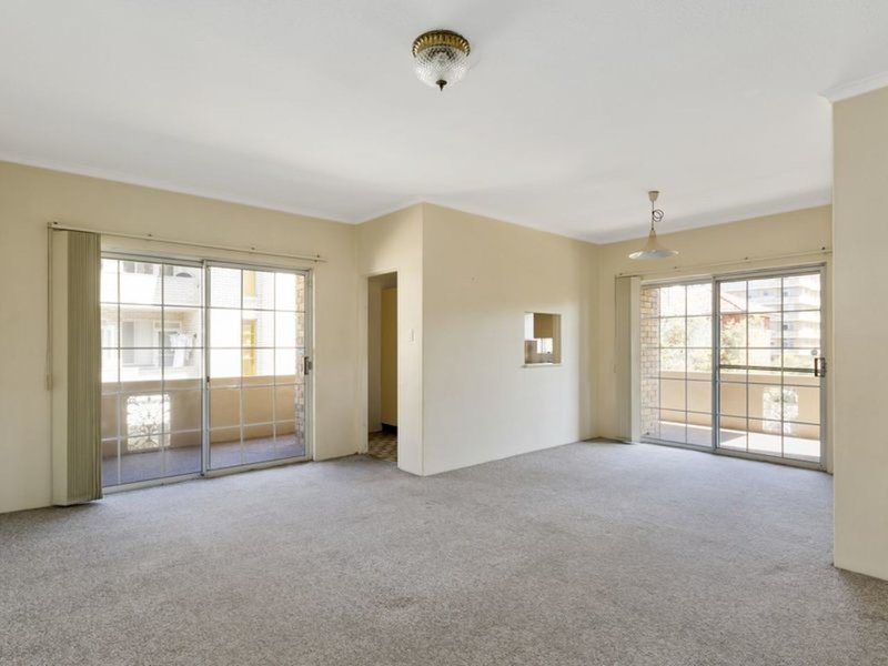 Photo - 6/4 Bruce Street, Brighton-Le-Sands NSW 2216 - Image 3