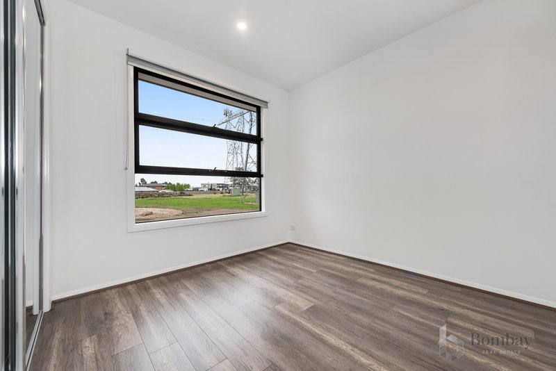 Photo - 64 Brunning Rise, Wollert VIC 3750 - Image 10