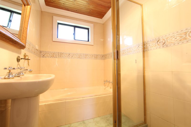 Photo - 64 Charter Street, Sadleir NSW 2168 - Image 5