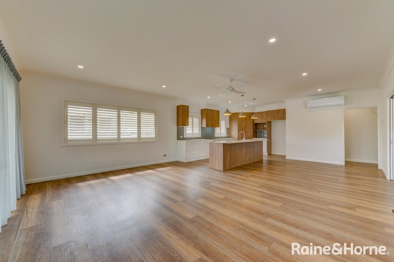 Photo - 64 Church Street, Tamworth NSW 2340 - Image 4