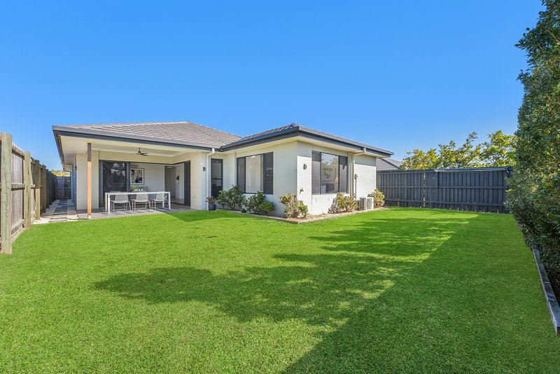 Photo - 64 Cowrie Crescent, Burpengary East QLD 4505 - Image 16