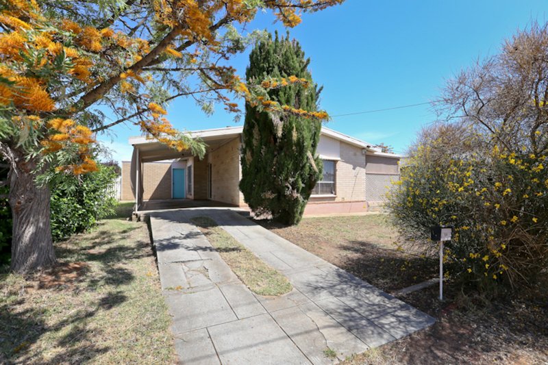 64 Cresdee Road, Campbelltown SA 5074