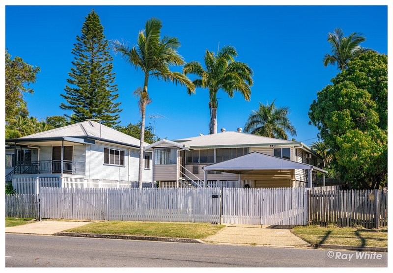 Photo - 64 Davis Street, The Range QLD 4700 - Image 2