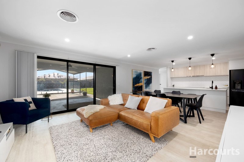 Photo - 64 Discovery Boulevard, Moe VIC 3825 - Image 2