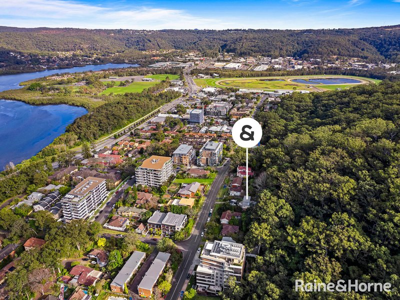 Photo - 64 Donnison Street, Gosford NSW 2250 - Image 9