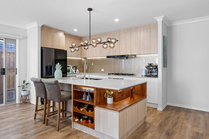 Photo - 64 Doran Circuit, Park Ridge QLD 4125 - Image 1