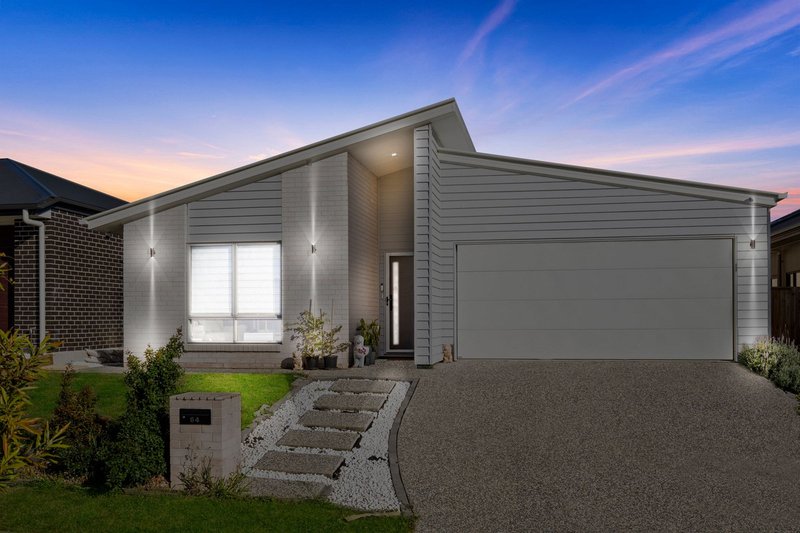 Photo - 64 Doran Circuit, Park Ridge QLD 4125 - Image 5