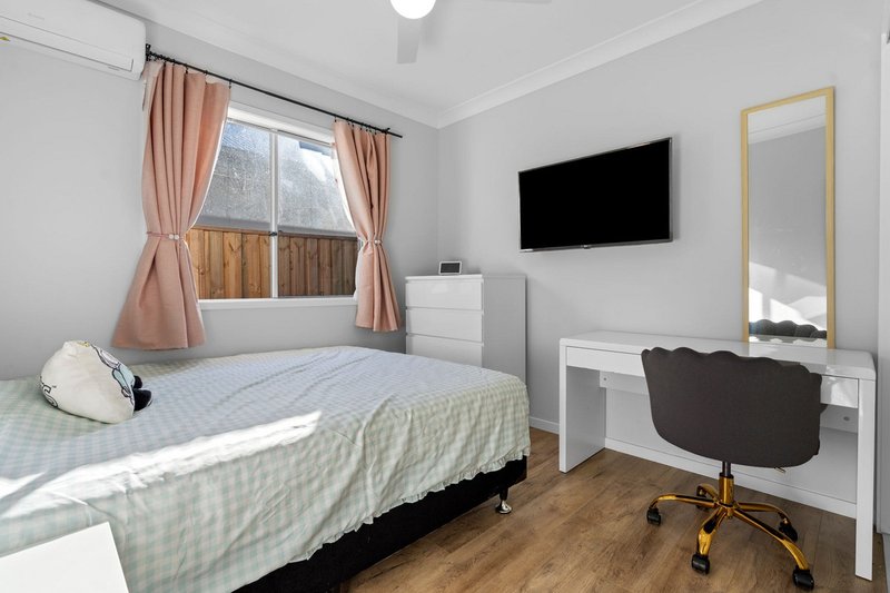Photo - 64 Doran Circuit, Park Ridge QLD 4125 - Image 11