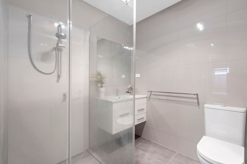Photo - 64 Doran Circuit, Park Ridge QLD 4125 - Image 16