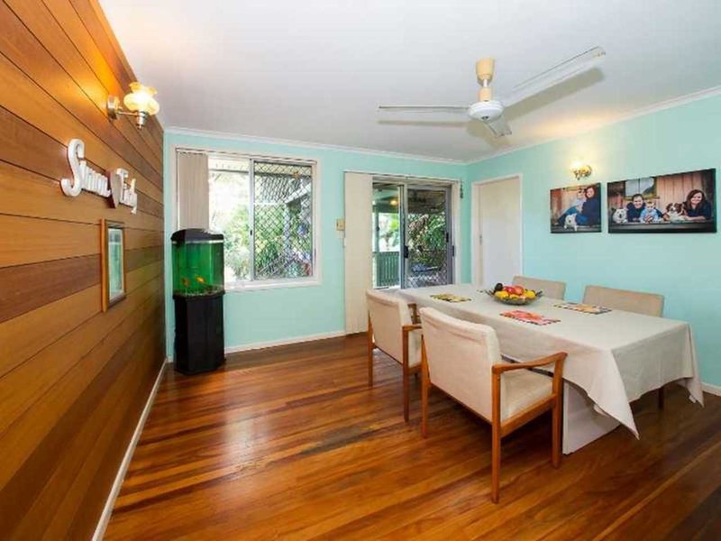 Photo - 64 Eaglesfield Street, Beaudesert QLD 4285 - Image 2