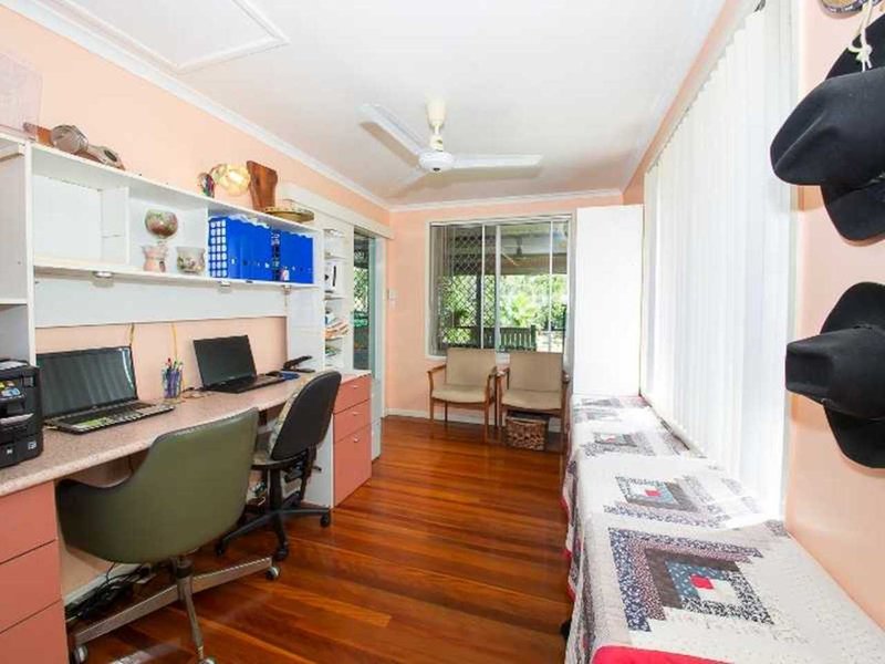 Photo - 64 Eaglesfield Street, Beaudesert QLD 4285 - Image 9