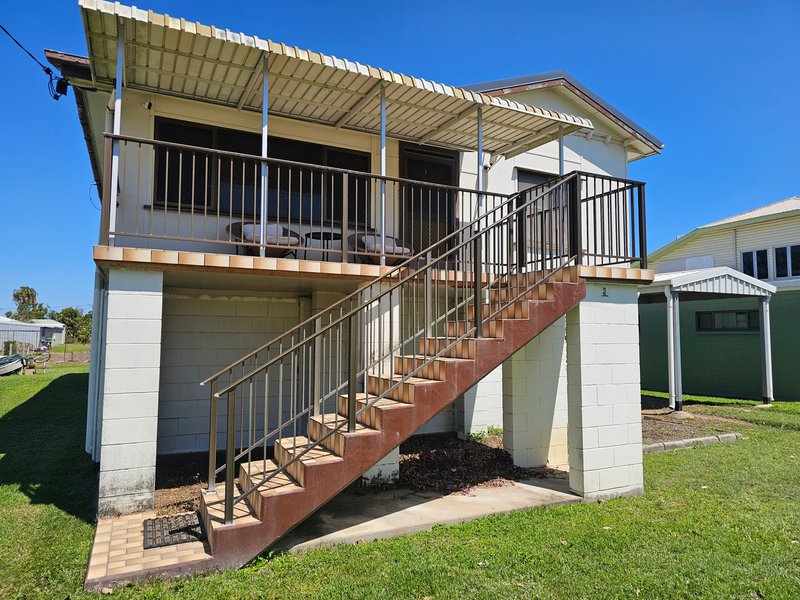 Photo - 64 Eleventh Avenue, Home Hill QLD 4806 - Image 1