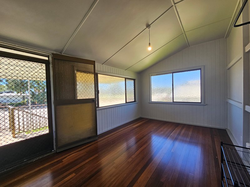 Photo - 64 Eleventh Avenue, Home Hill QLD 4806 - Image 3